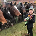 Апартаменты Black Horse Пасленк