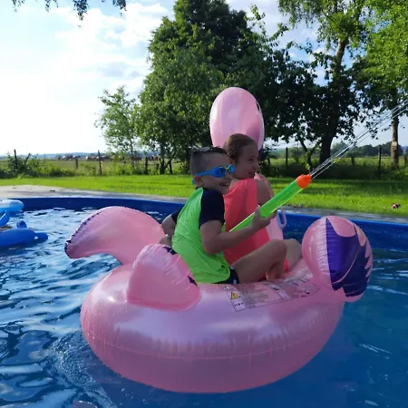 Black Horse 아파트